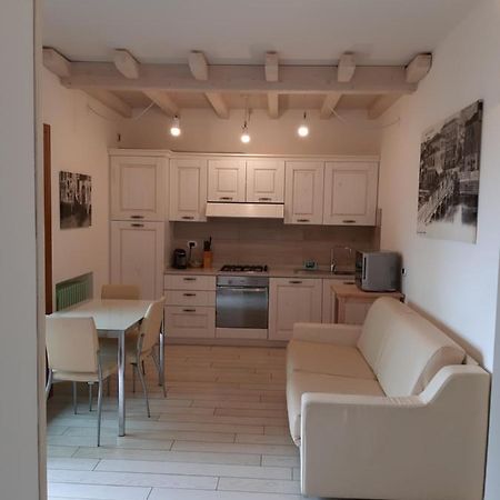 Sweet Appartment Di Guido เปสเคียรา เดล การ์ดา ภายนอก รูปภาพ