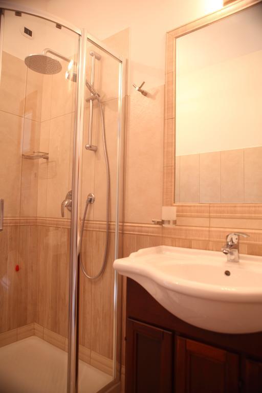Sweet Appartment Di Guido เปสเคียรา เดล การ์ดา ห้อง รูปภาพ