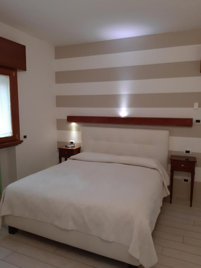 Sweet Appartment Di Guido เปสเคียรา เดล การ์ดา ภายนอก รูปภาพ