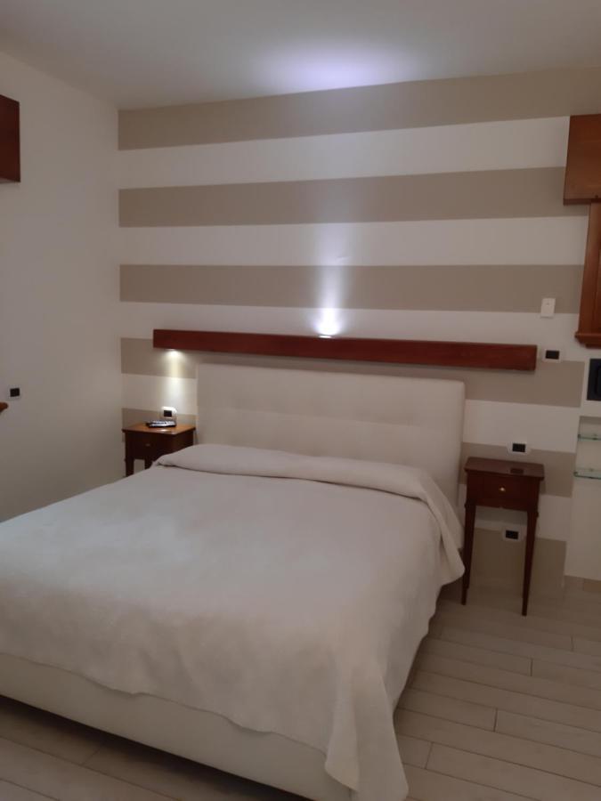 Sweet Appartment Di Guido เปสเคียรา เดล การ์ดา ภายนอก รูปภาพ